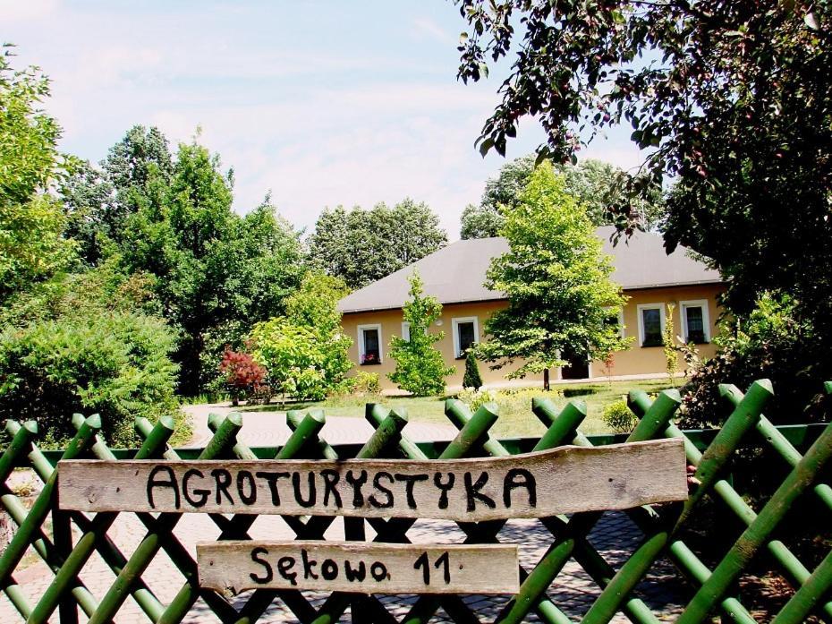 Agroturystyka Pod Modrzewiami Nowy Tomyśl Eksteriør bilde